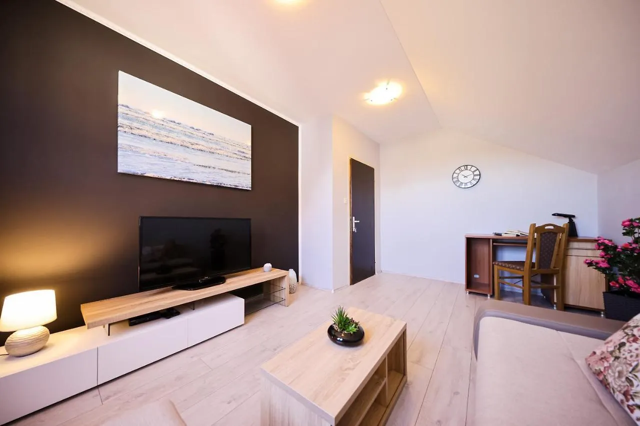 Apartment Ruza Sukosan 0*,