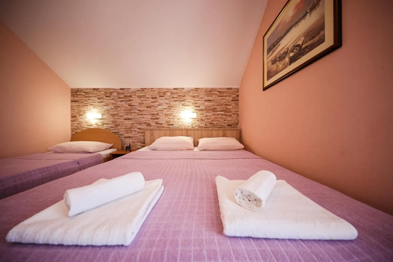 Apartment Ruza Sukosan Croatia