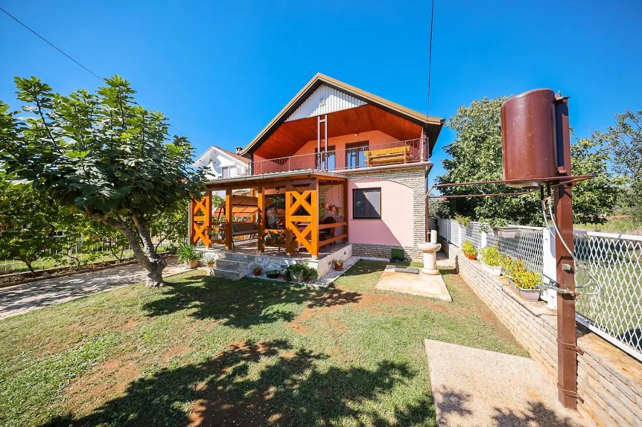 Apartment Ruza Sukosan Croatia