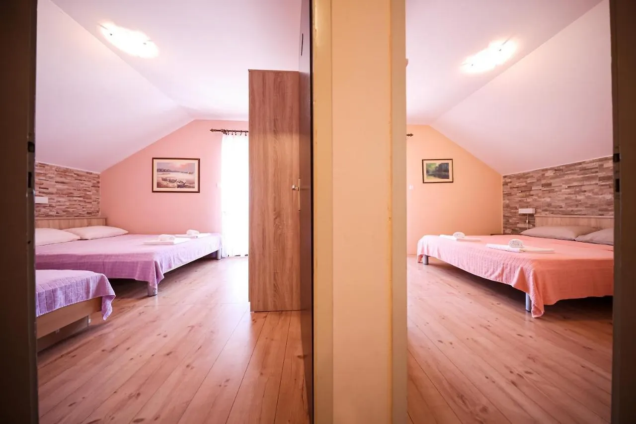 Apartment Ruza Sukosan Croatia