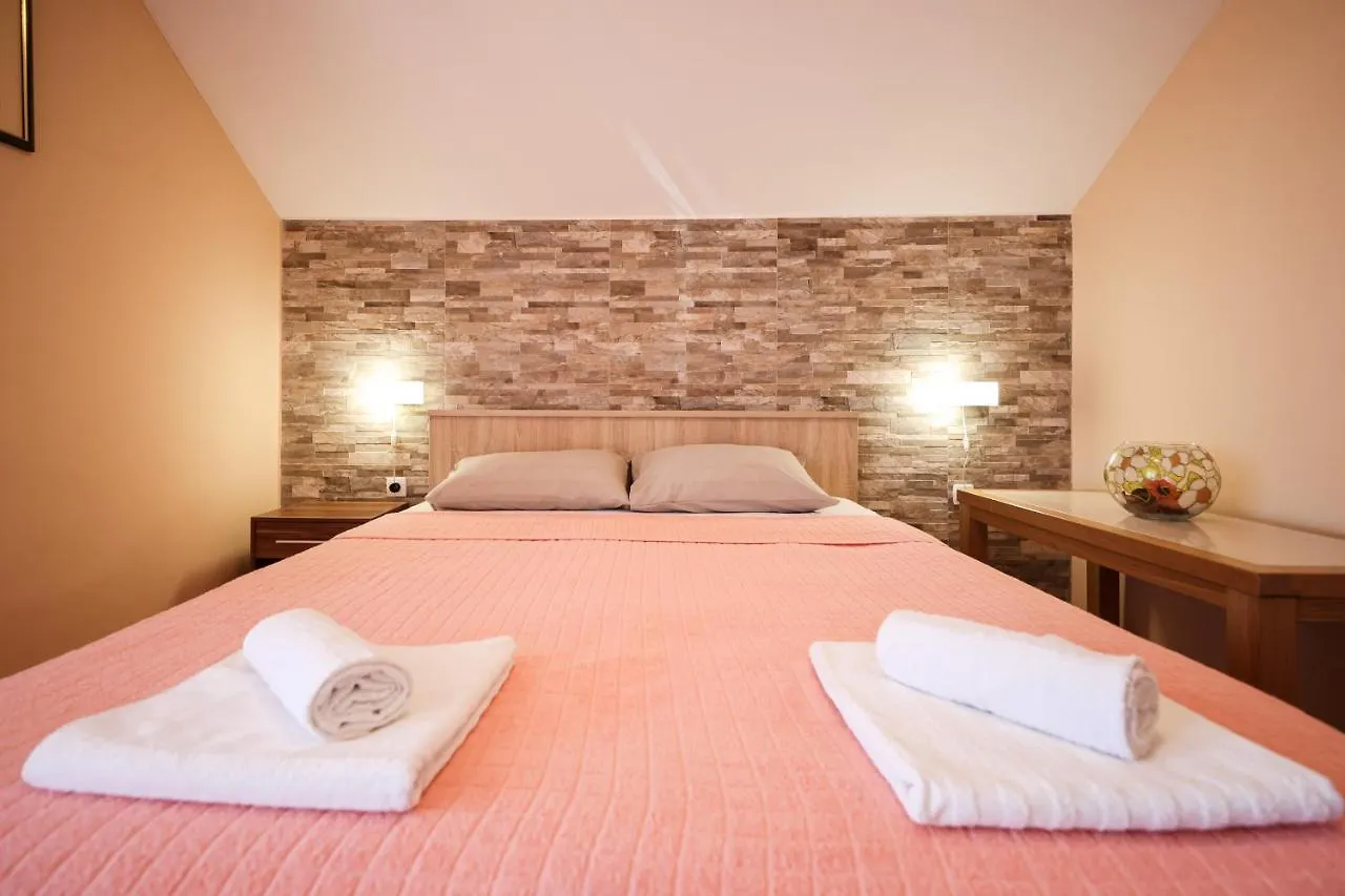 Apartment Ruza Sukosan 0*,